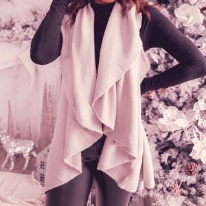 ✨HOST PICK✨ Mendocino 7-Way Vest